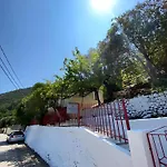 Liana Tatil Evi *